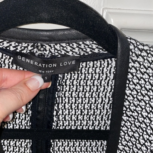 Generation Love Open Blazer Stunning! Small - Picture 4 of 8